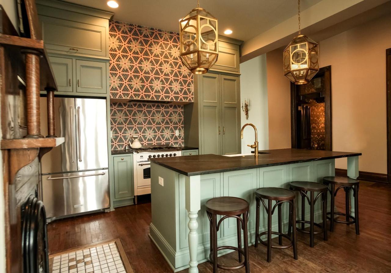 Вилла Henrie House I Luxury 4Br Downtown Historic Gem With Library & Patio Нэшвилл Экстерьер фото